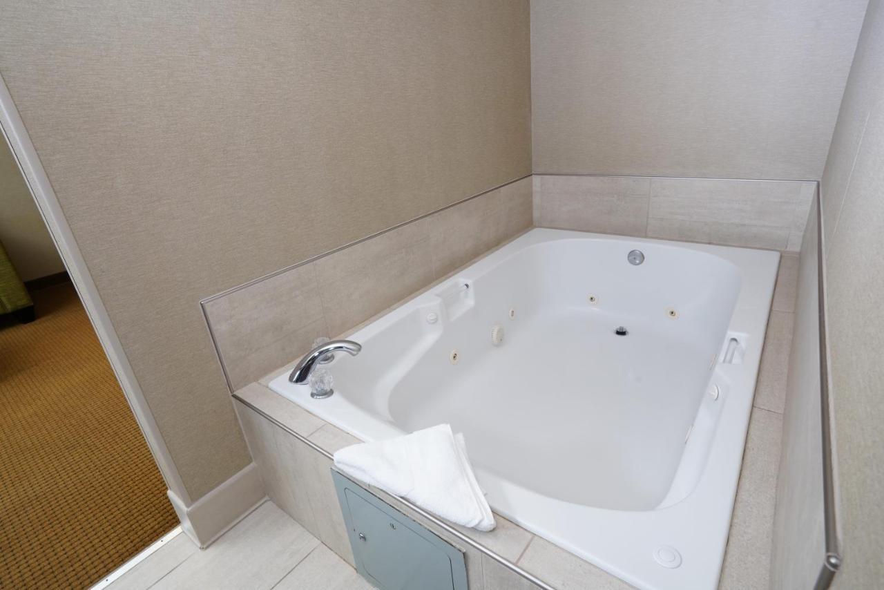 Creekside Hotel & Suites كانيونفيل المظهر الخارجي الصورة
